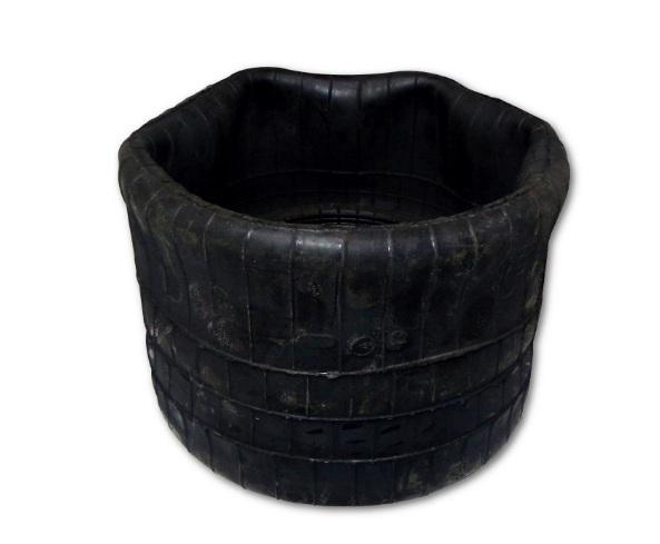 
                                BALAO SUSPENSAO EIXO 3 SC ONIBUS H390X210XBOCA131MM