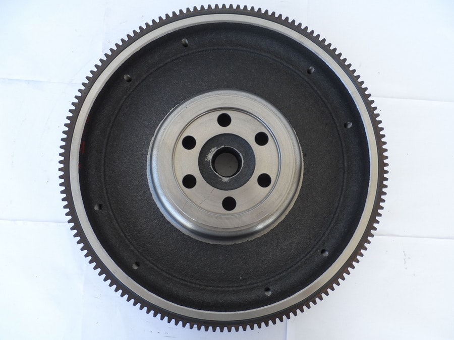 
                                VOLANTE MOTOR COM CREMALHEIRA MWM X10 4/6 CIL VW8100 8150 9150