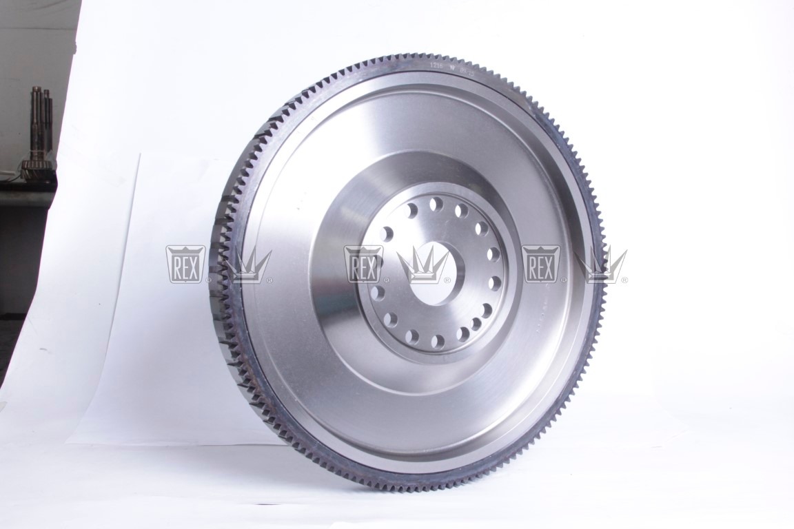 
                                VOLANTE MOTOR COM CREMALHEIRA VOLVO FH 12 FH13