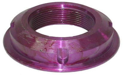 
                                PORCA PINHAO CAIXA CAMBIO SC 112/113/124 COM ABA